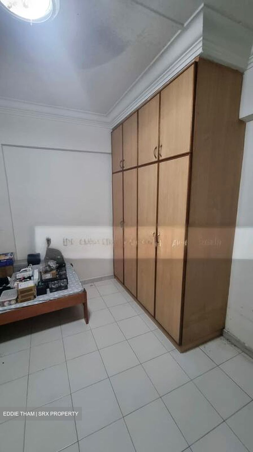 Blk 548 Jurong West Street 42 (Jurong West), HDB Executive #501643901